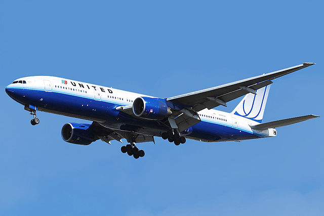 File:United Airlines B777-200 N780UA.jpg