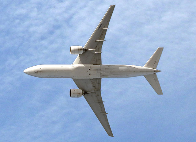 File:Air France Boeing 777-228ER F-GSPE Kustov planform.jpg