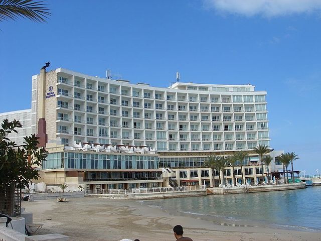 File:Flickr - dlisbona - Helnan Palestine hotel, Montazah, Alexandria.jpg
