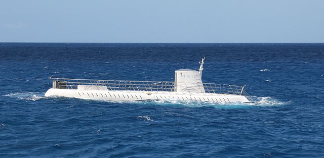 File:AtlantisVIISubmarineClip3494.jpg