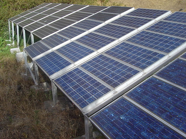 File:Mafate Marla solar panel dsc00633.jpg