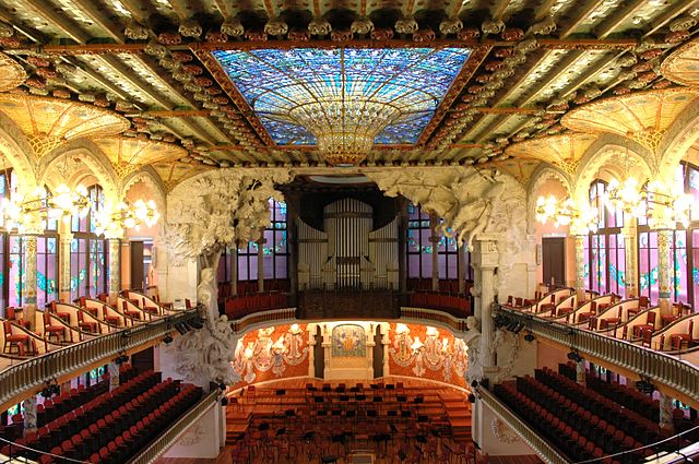 File:Palau de la M&uacute;sica - Interior general (2).JPG