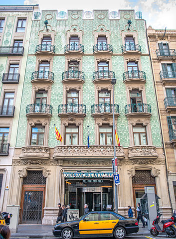 File:Barcelona 11 2013.jpg