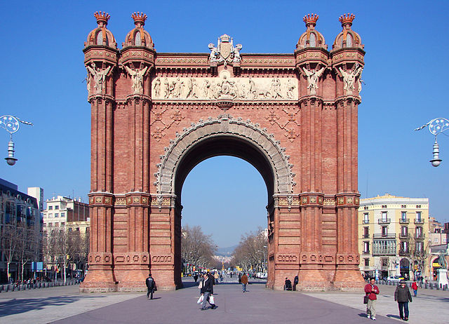 File:Arc de Triomf Barcelona.jpg
