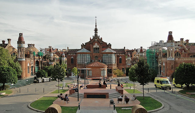 File:Hospital de Sant Pau 01.jpg
