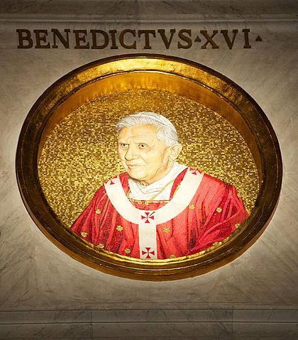 File:BenedictusXVI-2.JPG