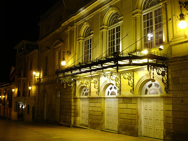 File:TeatroColonBogota.jpg