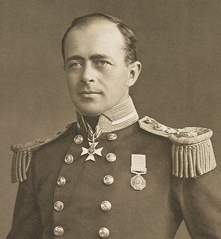 File:Scott of the Antarctic crop.jpg