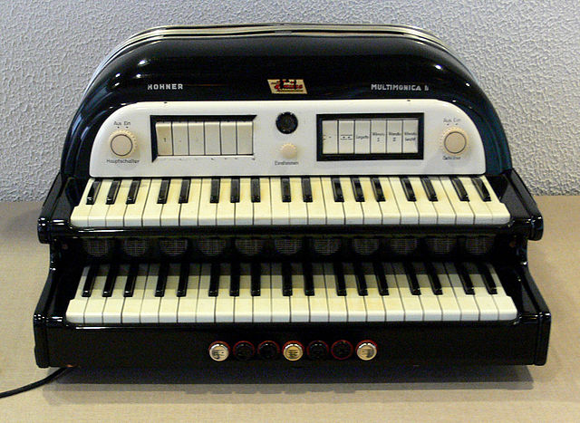 File:Hohner Multimonica MIM.jpg