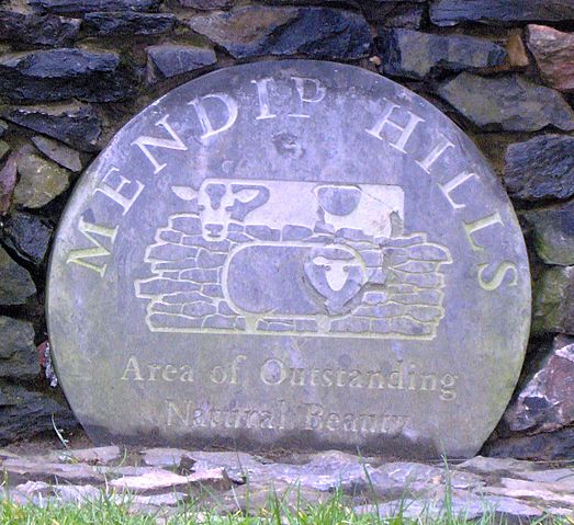 File:Mendiphillsaonb3.JPG