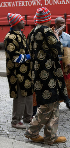 File:Igbo hat and Isiagu.jpg