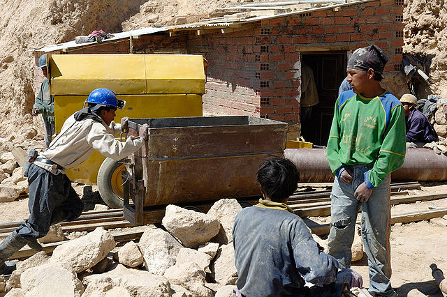 File:Miners at Work Potosi (pixinn.net).jpg