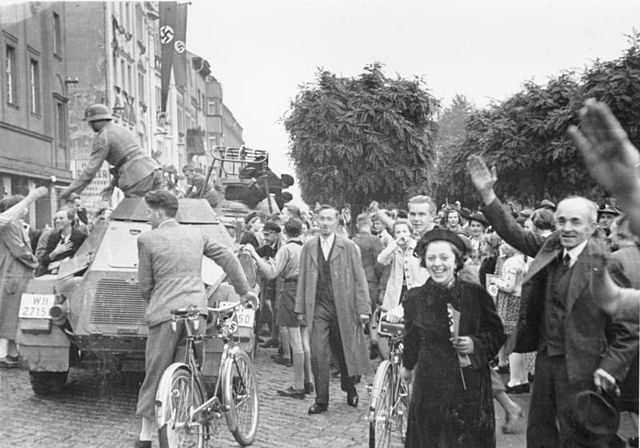 File:Bundesarchiv Bild 146-1976-033-20, Anschluss sudetendeutscher Gebiete.jpg