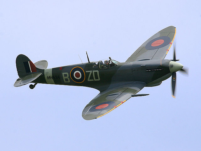 File:Ray Flying Legends 2005-1.jpg