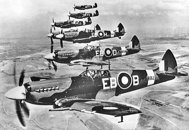 File:Supermarine Spitfire F Mk XIIs of 41 Sqn.jpg