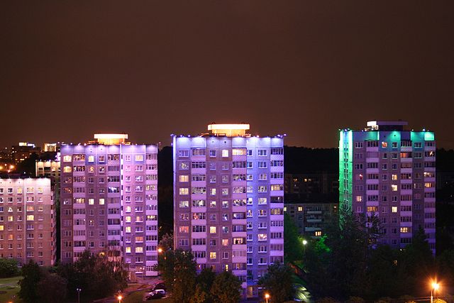 File:Belarus-Minsk-Houses in South-East Part of Prytytski Square.jpg