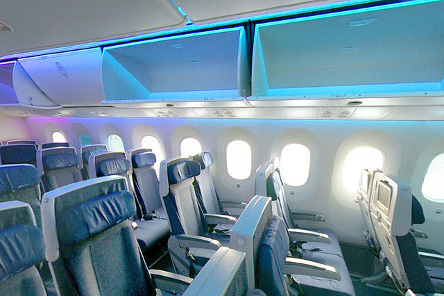 File:ANA Boeing 787-8 Dreamliner cabin LED windows.jpg