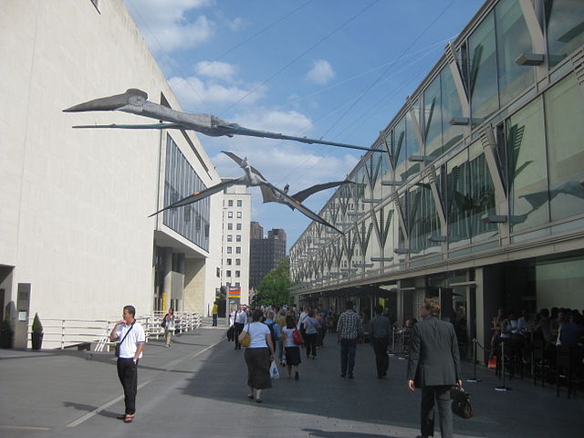 File:Pterosaurs on South Bank.jpg
