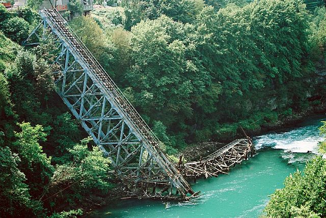File:Neretva most.jpg