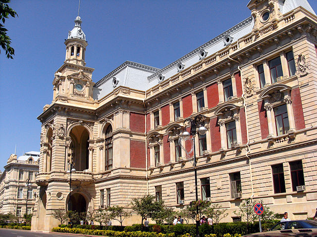File:Baku Municipality.JPG