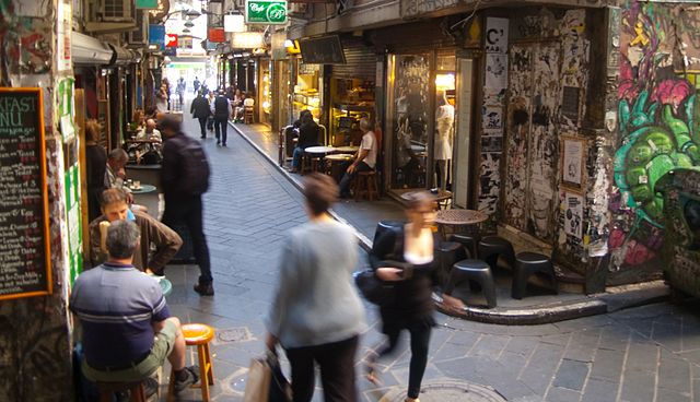 File:Melbourne lane 2010.jpg