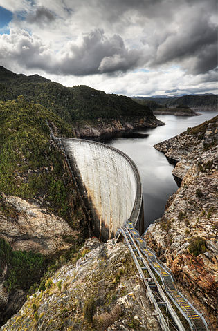 File:Gordon Dam.jpg