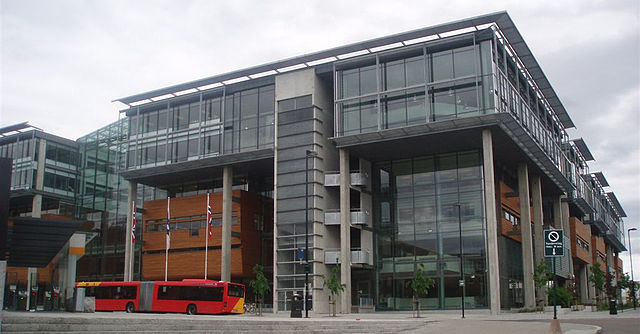 File:BI Norwegian School of Management Nydalen Oslo.jpg