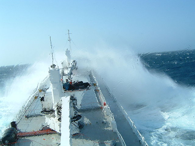File:CargoVslBadWeather.JPG