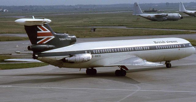 File:British Airways Trident Three G-AWZA.jpg