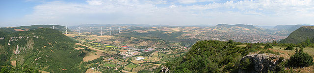 File:Viaduc de Millau 1.jpg