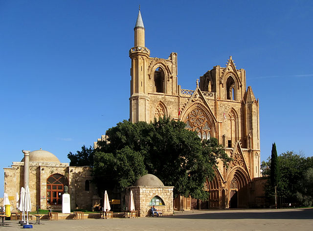 File:St. Nikolaos Mustafa- Pascha-Moschee C.jpg