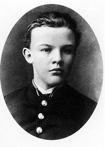 File:Lenin-circa-1887.jpg