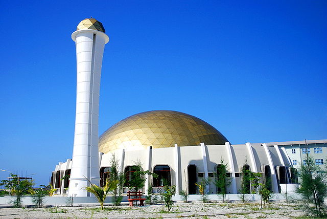 File:Mosque of Hulhumalé.jpg