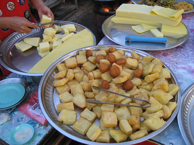 File:Burmese tofu (to hpu).jpg