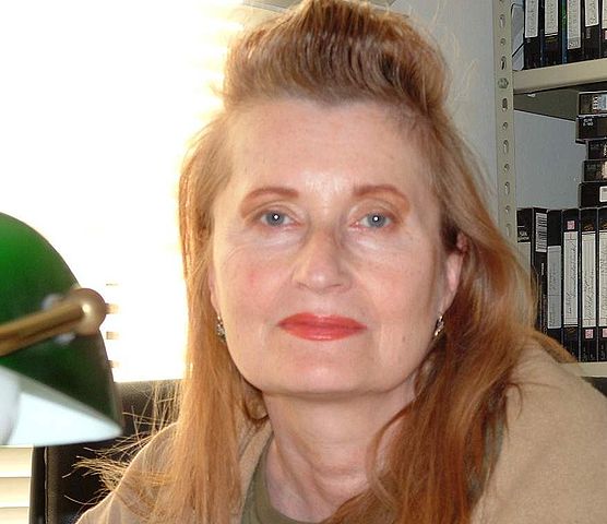 File:Elfriede jelinek 2004 small.jpg