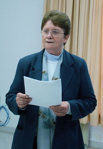 File:Irm&atilde; Ros&aacute;lia Sehnem IFPCC7.JPG