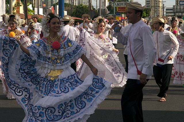 File:Tuna panama.jpg