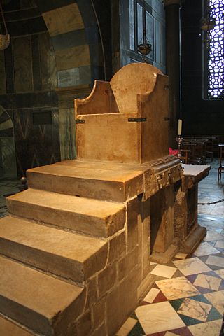 File:AachenerDomKarlsthron 1661a.jpg