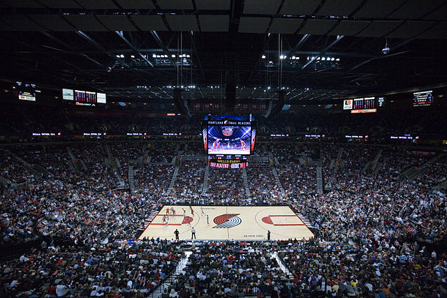 File:RoseGardenArenaInterior3.jpg