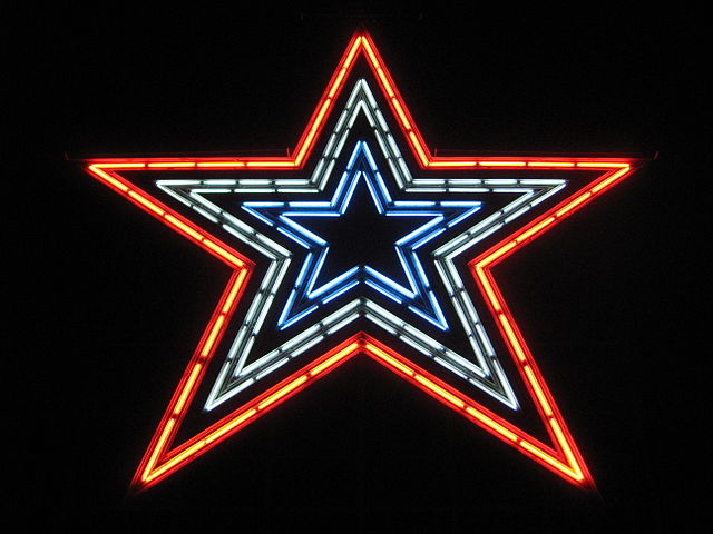File:Mill Mountain Star Neon Lights.JPG