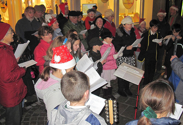 File:Chant'tie d'Cantiques d&eacute; Nou&eacute; D&eacute;zembre 2009 J&egrave;rri a.jpg