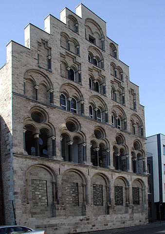 File:Overstolzenhaus-Rheingasse-K&ouml;ln.JPG