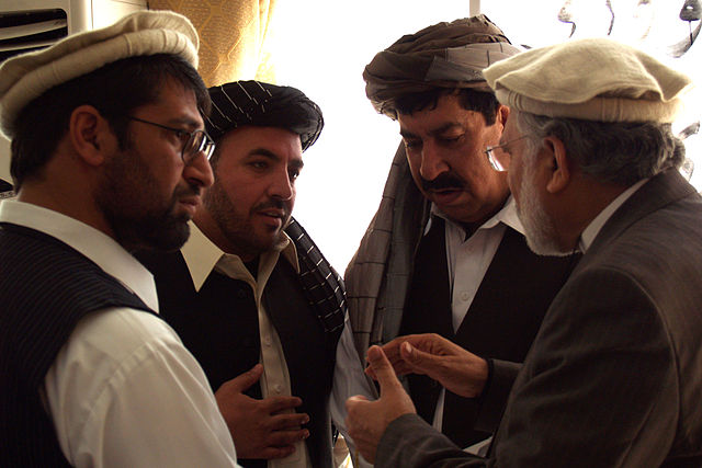 File:Afghan governors in 2009.jpg