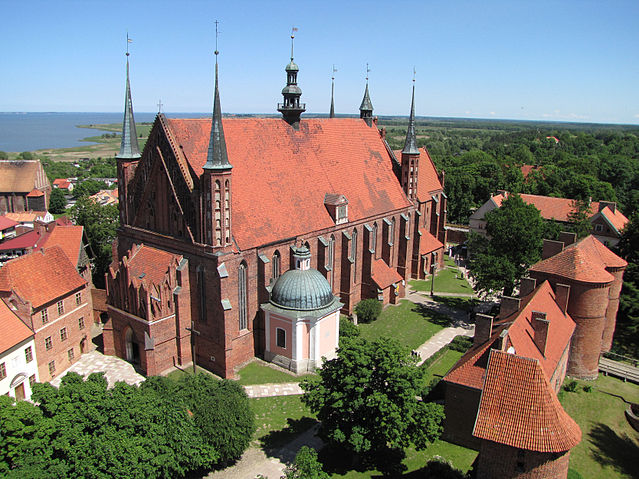 File:Frauenburger Dom 2010.jpg