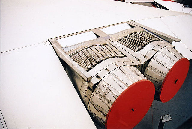 File:2001concordewingduxfordJM.jpg