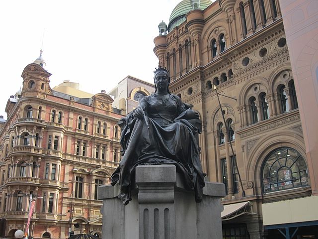 File:Queen Victoria outside the Queen Victoria Building in Sydney 2011.jpg