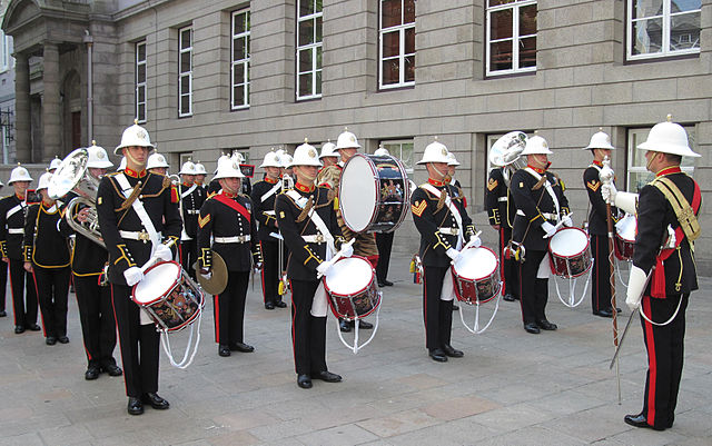 File:Jour d'la Lib&eacute;th&acirc;tion J&egrave;rri 9 d'Mai 2010 10.jpg