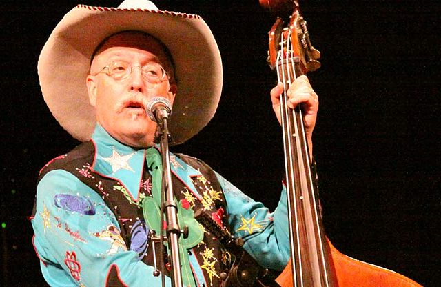 File:Riders Bass.jpg