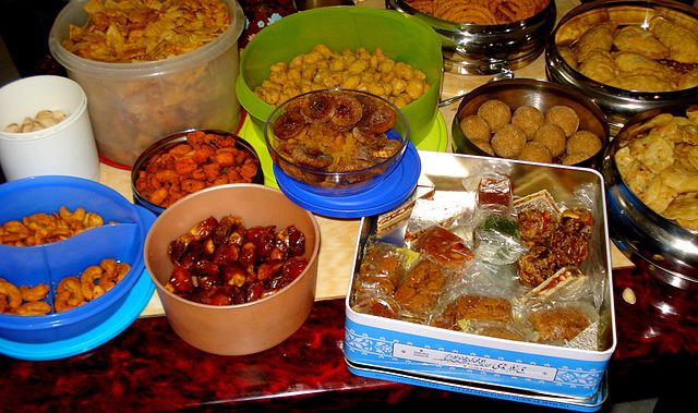 File:Diwali Sweets.jpg