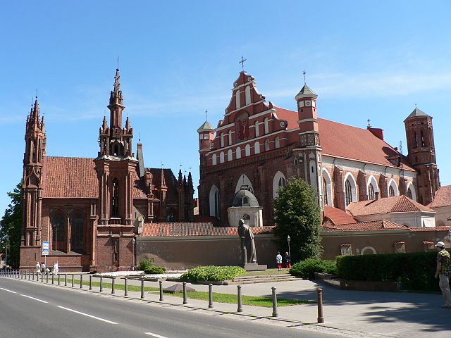 File:Vilnius St Anns church.jpg